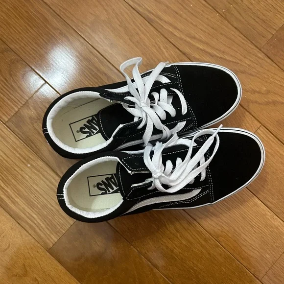 Vans Classic Black and White Platform Shoes - Picture 2 of 2